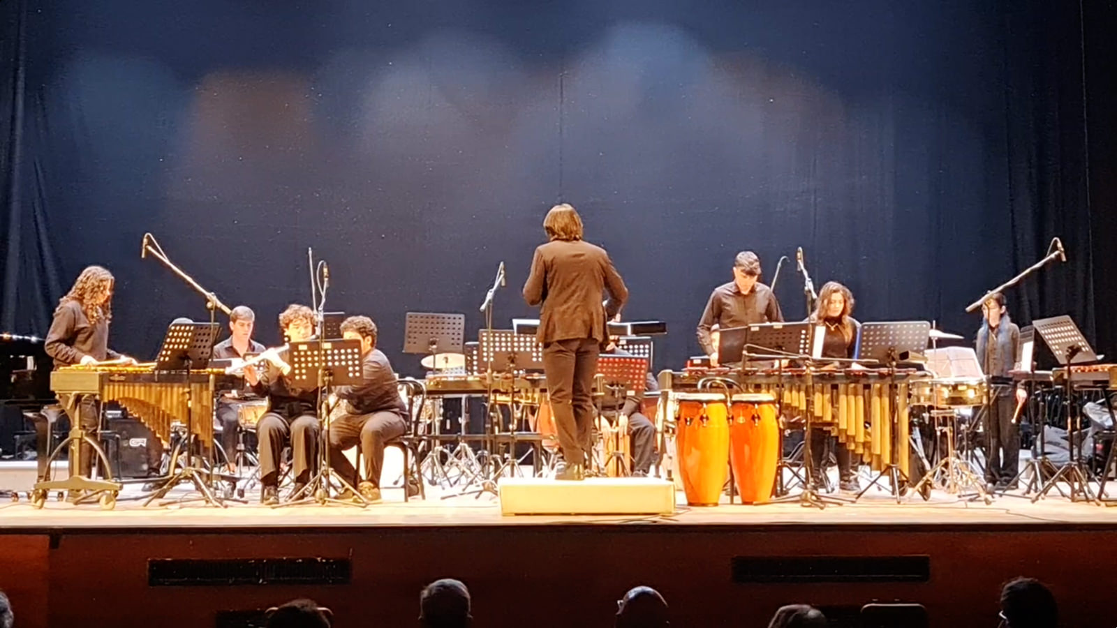 L’Orchestra Regionale di Percussioni (Campania) esegue Libertango al Teatro Politeama di Napoli. Arrangiamenti e direzione di Gianluca Mercurio. Progetto Piano delle Arti 2022/2023, Polo dei Licei musicali e coreutici della Campania.